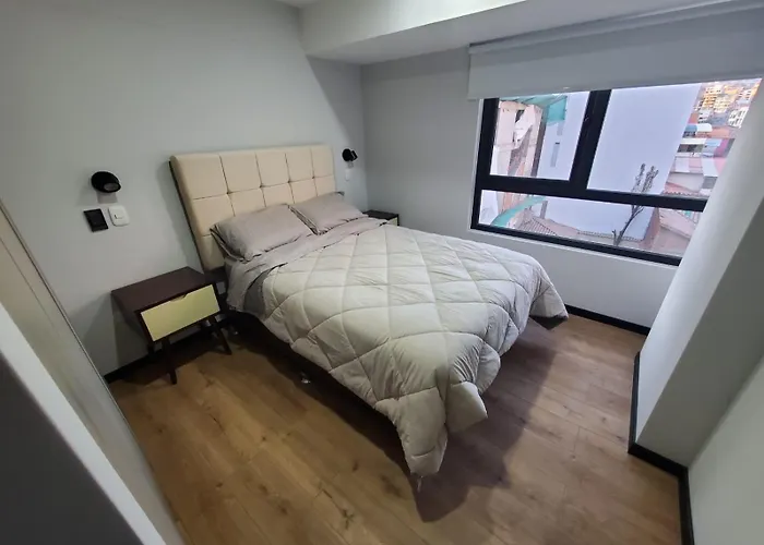 Apartamento Modern Gem In Quiet Residential Area